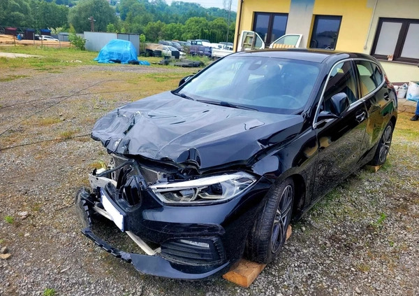 BMW Seria 1 cena 47900 przebieg: 121000, rok produkcji 2020 z Kraków małe 29